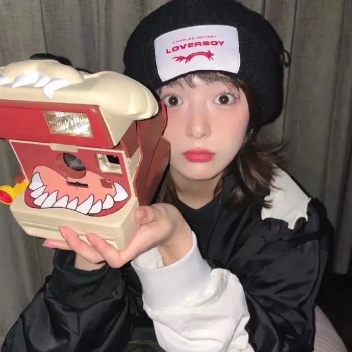 明黄禁色
